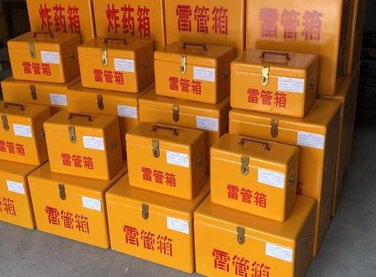 邳州玻璃钢雷管箱的使用寿命一般是多少？
