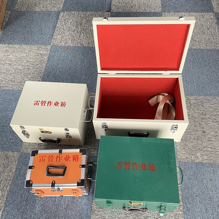邳州爆破工程作业箱如何选择？玻璃钢与传统材质的全面对比